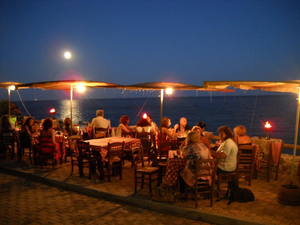 阿尔戈酒店 Aegina 外观 照片